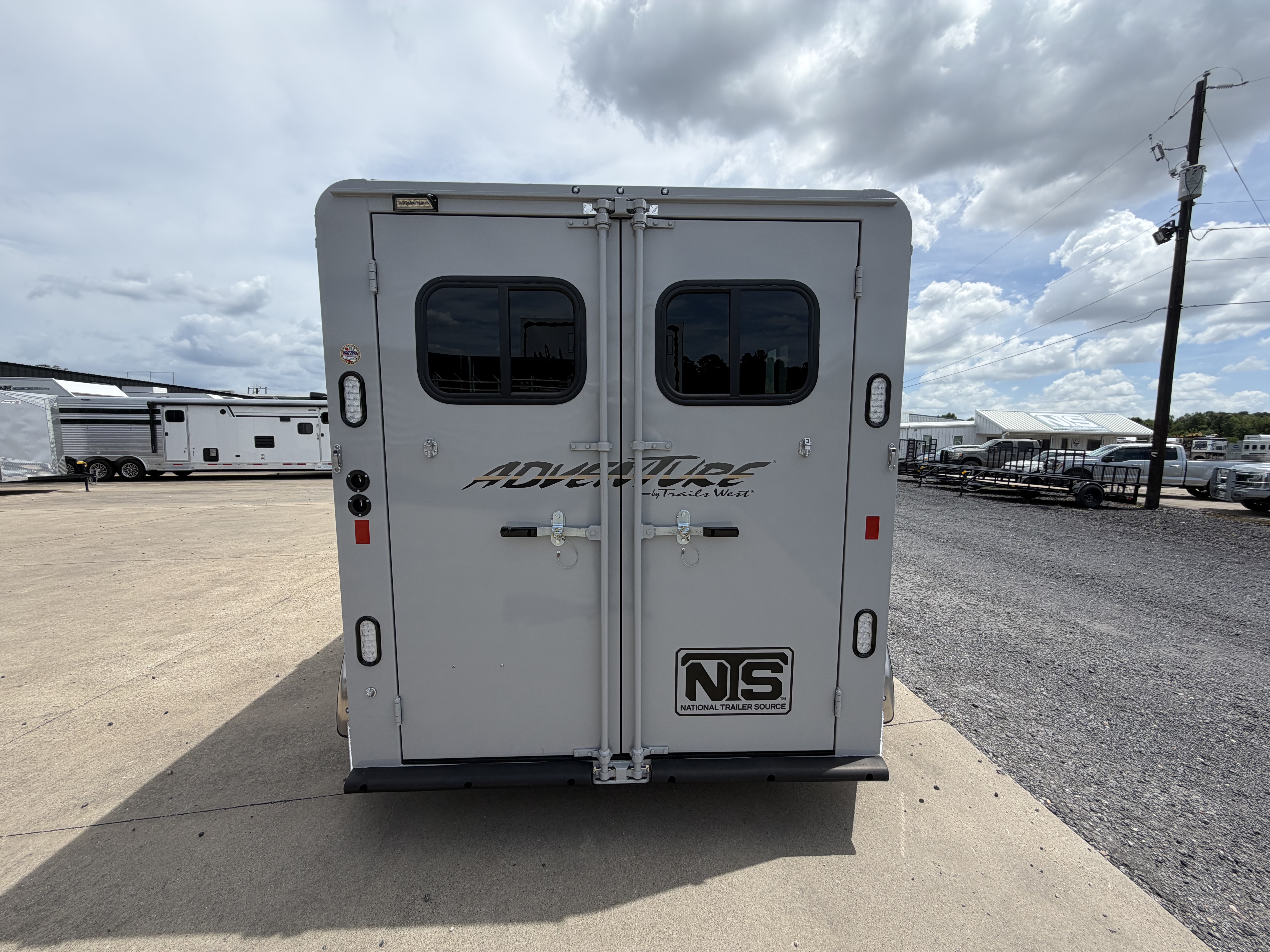 Trailer Photo 6