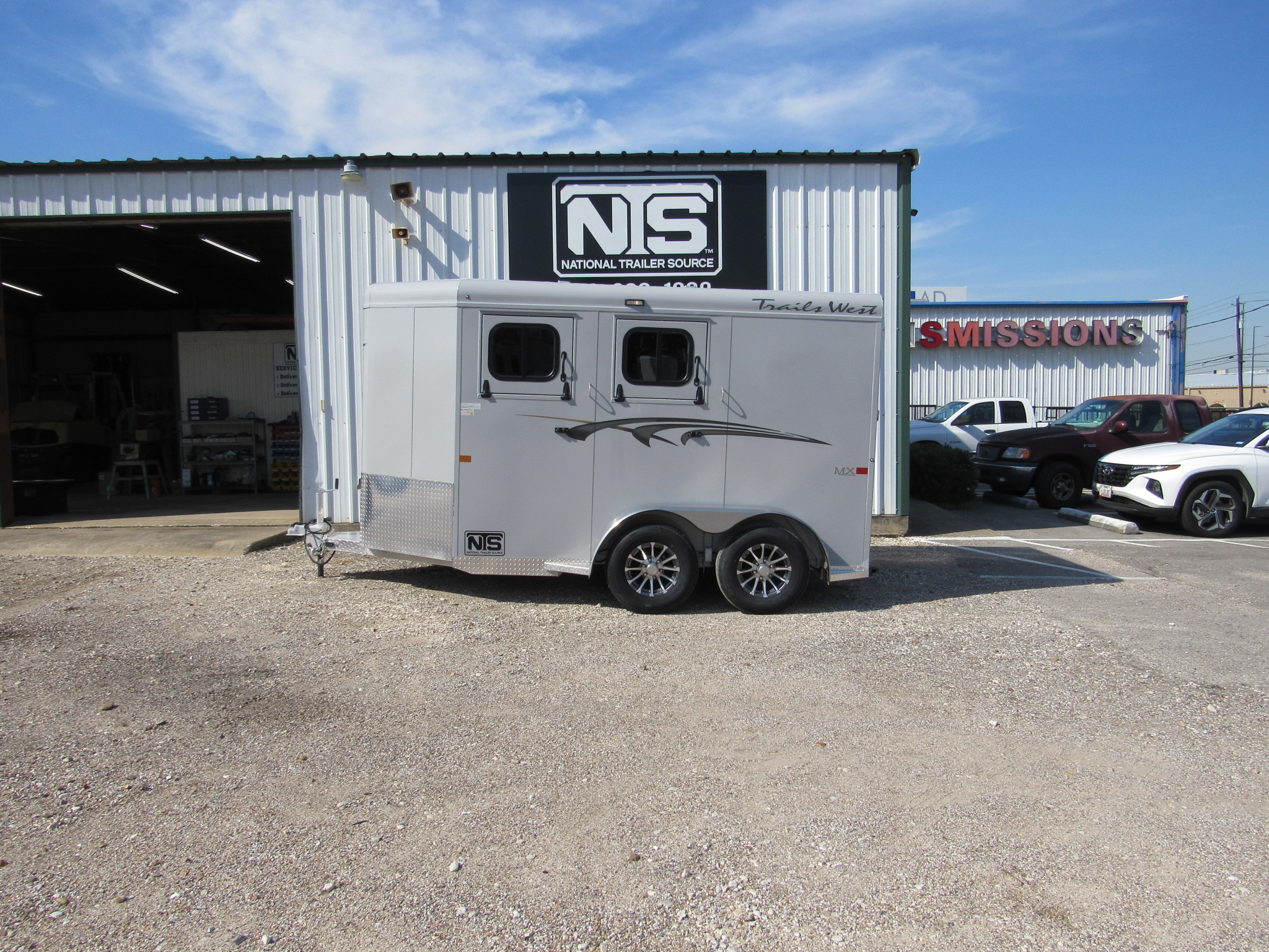 2027 Trails West 2 Horse Slant Load Bumper Pull Trailer